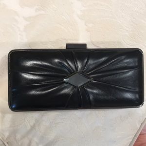 Black clutch